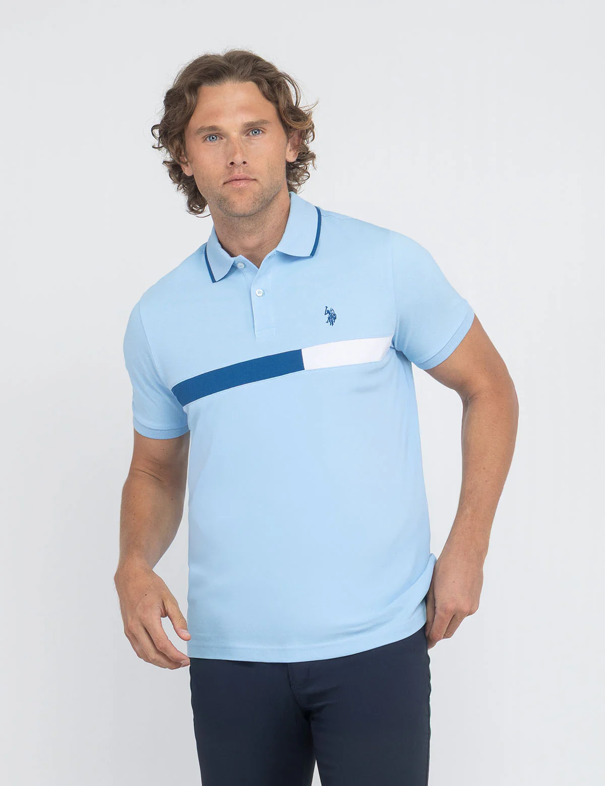 

Футболка-поло U.S. Polo Assn Color Block Chest Stripe Pique, голубой