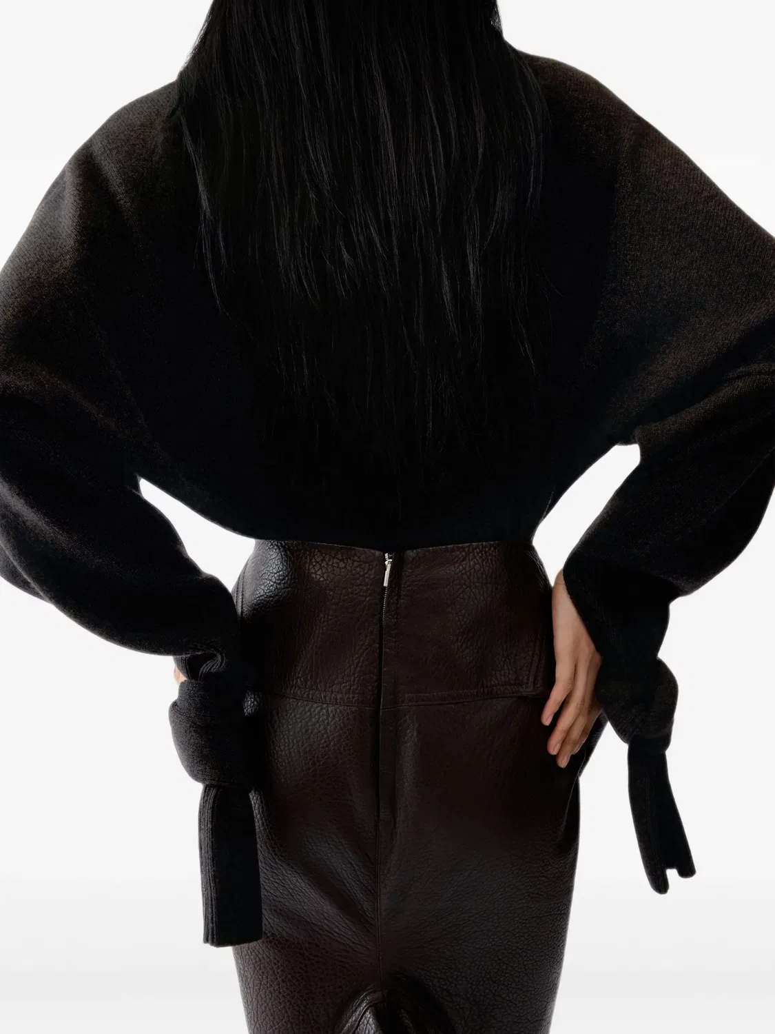 Jacquemus Свитер Fiocco коричневый — фото 4