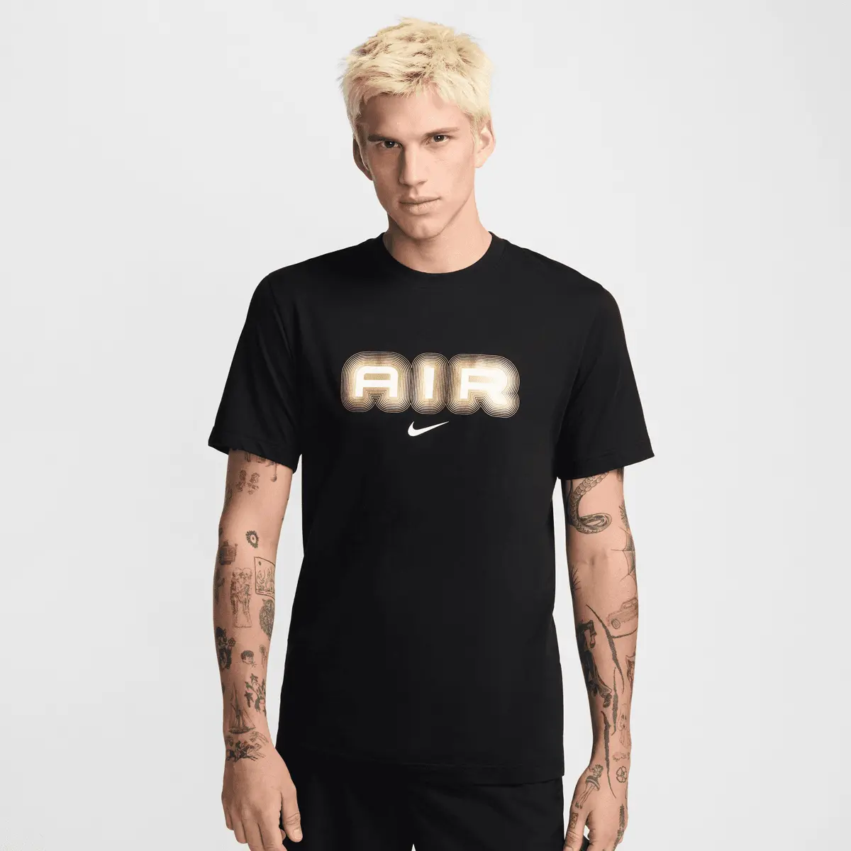 

Футболка Nike Sportswear Swoosh Air Graphic T-Shirt, черный