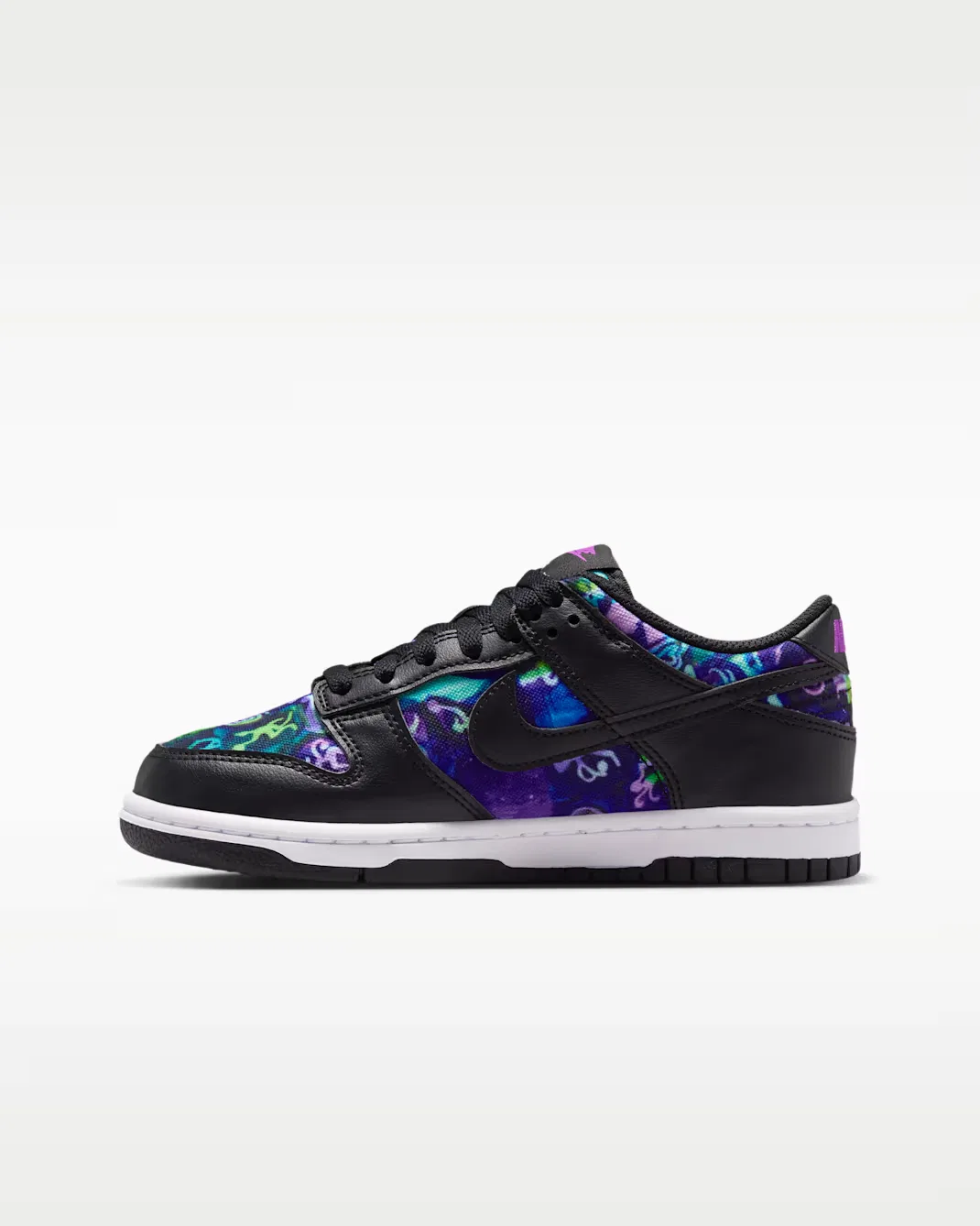 Кроссовки для детей постарше Nike Dunk Low, Multi-Color/Vivid Purple/Metallic Silver/Black