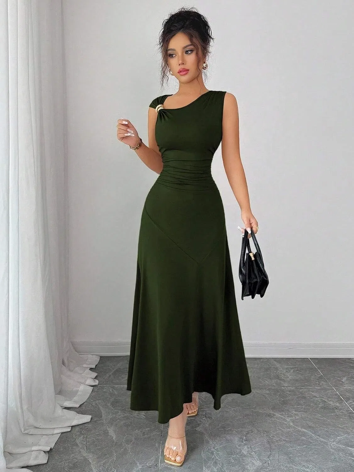Женское A-силуэта длинное платье с асимметричным вырезом, Army Green — фото 4