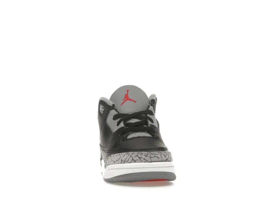 Детские кроссовки Lifestyle с перфорированным верхом Jordan 3 Retro Jordan, Black/Fire Red/Cement Grey/Sail — фото 2