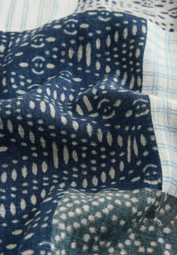 Блуза с принтом Next Blue White Patchwork Print, белый — фото 3