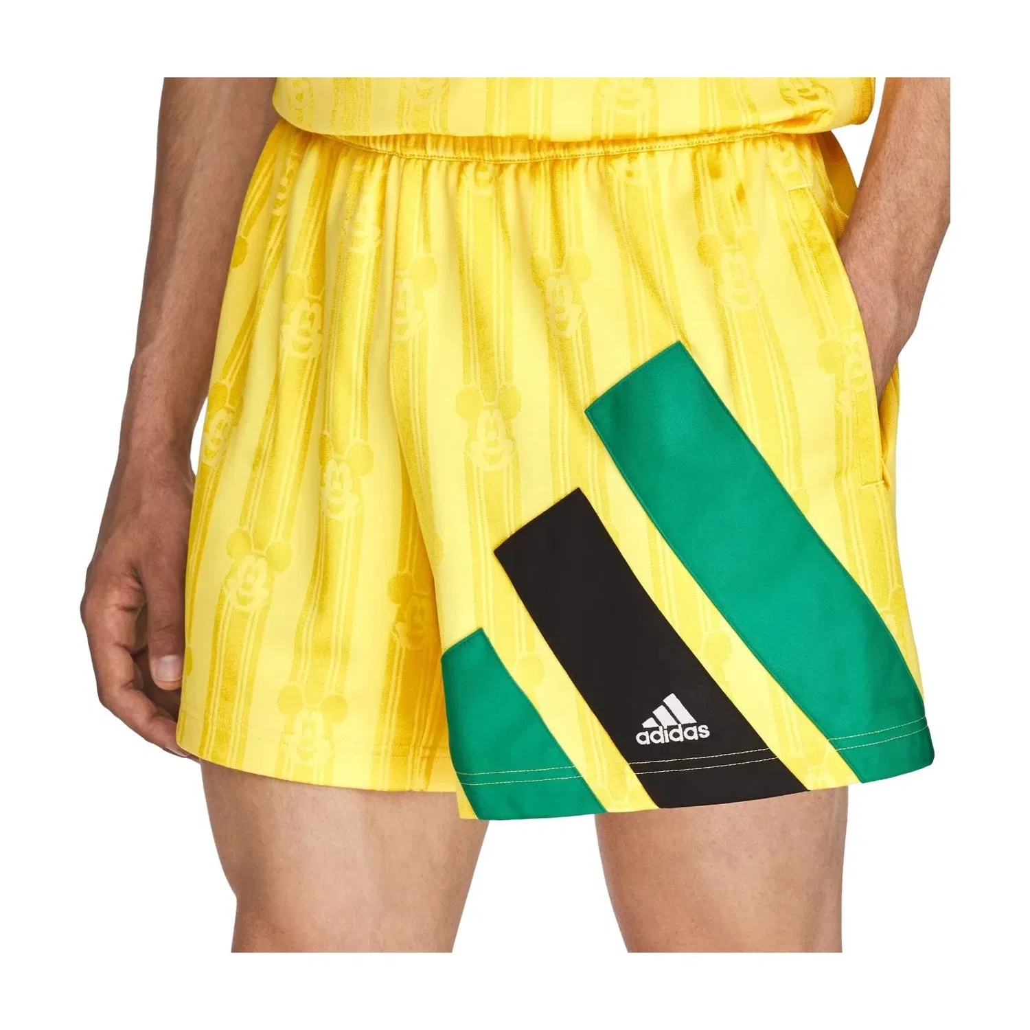 Мужские шорты с принтом Adidas x Brain Dead x Disney Bold Gold, золотистый — фото 4