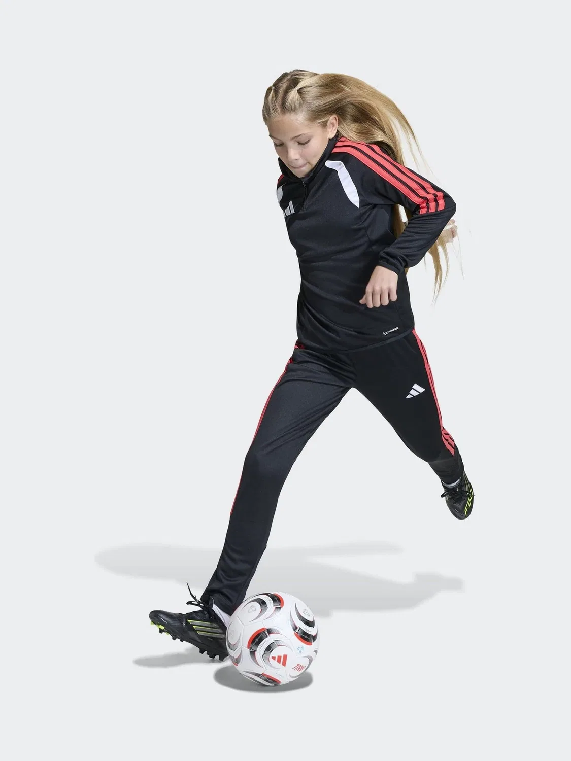 Тренировочная куртка Tiro 26 League adidas, черный/красный — фото 4