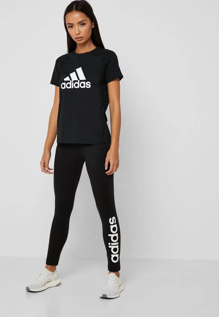 Леггинсы с принтом Essential Linear Adidas, черный — фото 4