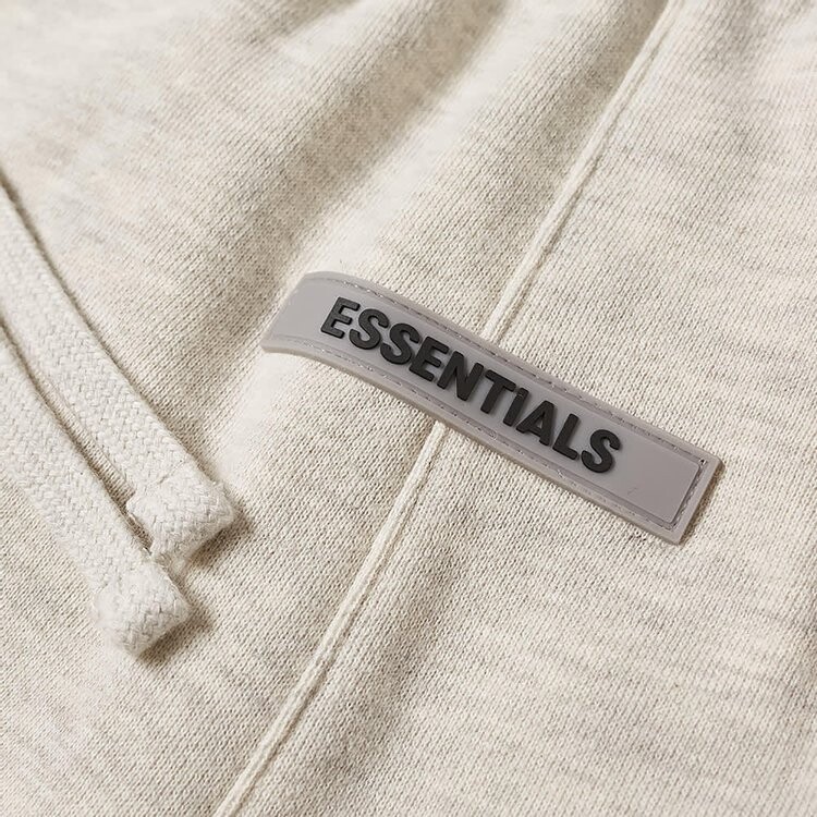 Шорты Fear of God Essentials Polar Fleece Sweat Shorts 'Oatmeal', белый — фото 3