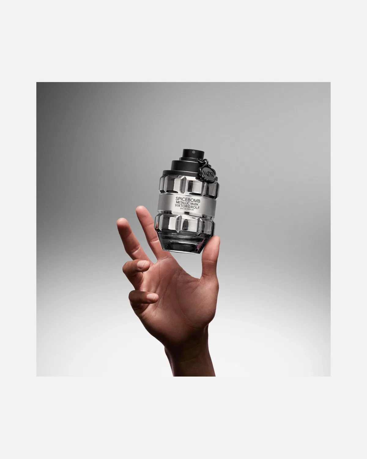 Парфюмированная вода SpiceBomb с металлическим мускусом Viktor&Rolf, 50 Ml — фото 3