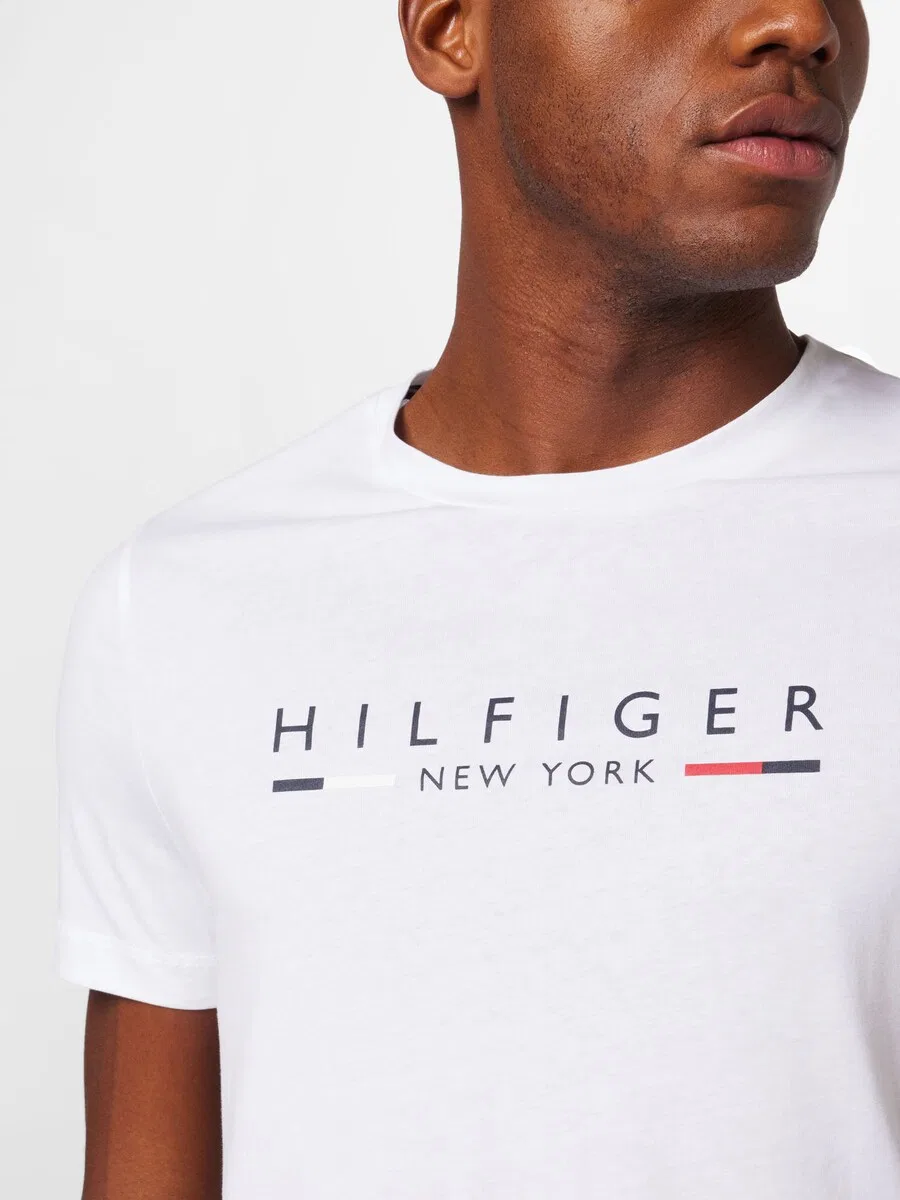 Футболка TOMMY HILFIGER Slim NYC Logo белого цвета — фото 3