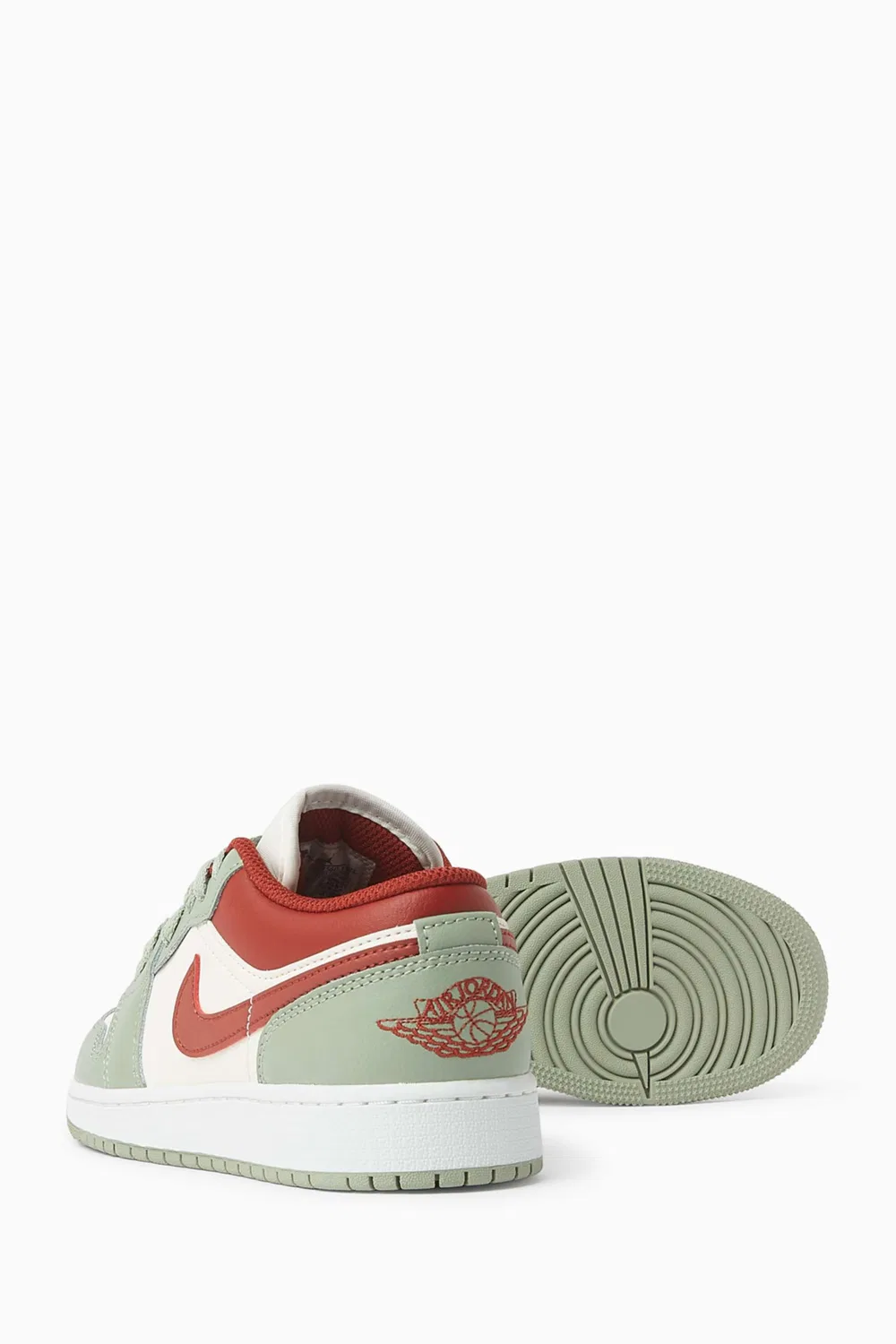 Кроссовки низкие Air Jordan 1 Low Jordan, серый — фото 2