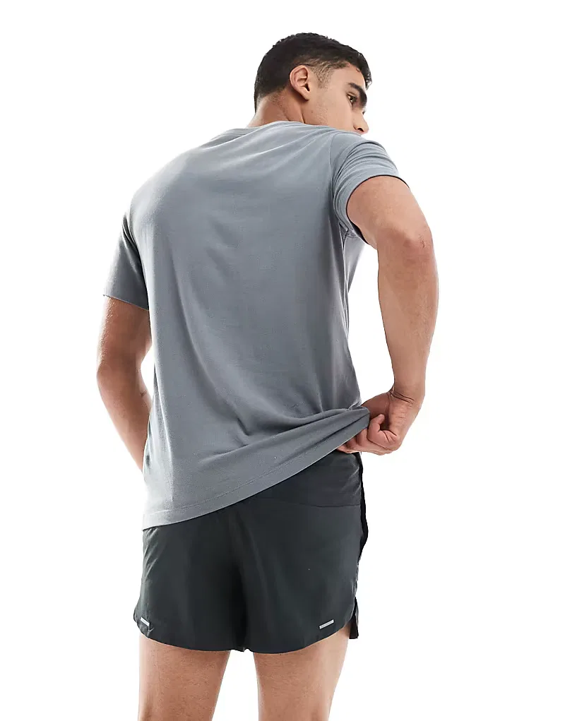 Шорты Nike Stride 5 дюймов, черный — фото 2
