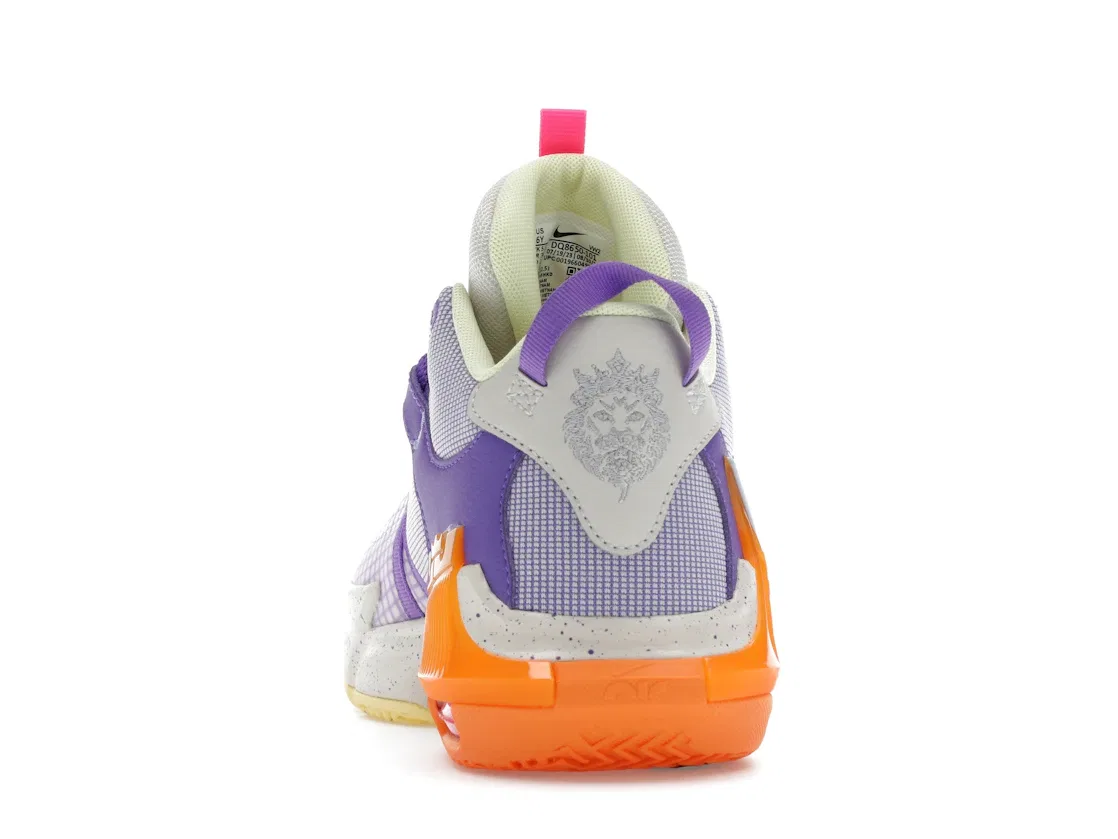 Детские баскетбольные кроссовки с высокой производительностью Nike LeBron Witness 7, Light Orewood/Action Grape/Cobalt Bliss — фото 4