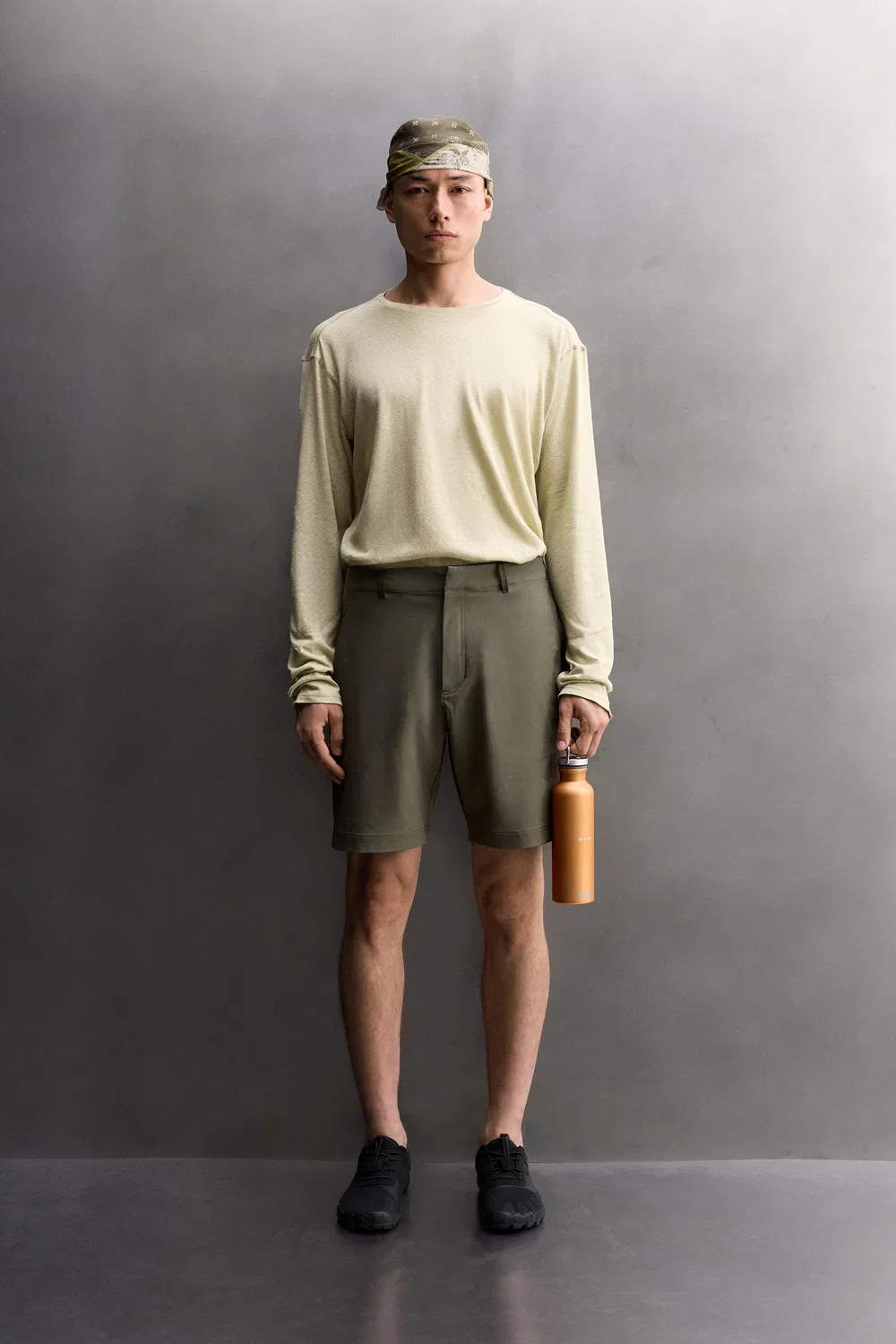 Легкая хлопково-льняная футболка ZARA, washed green