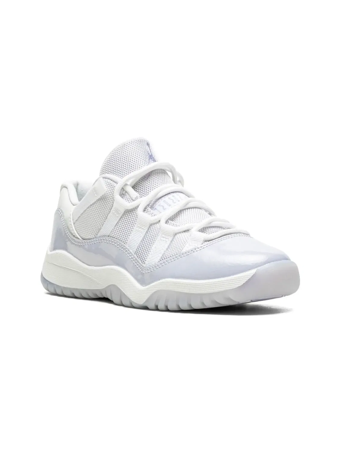 Кроссовки Air Jordan 11 Retro Low "Pure Violet"