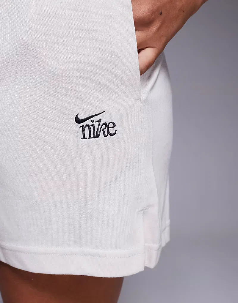 Легкие шорты Nike Chill, бежевый — фото 3