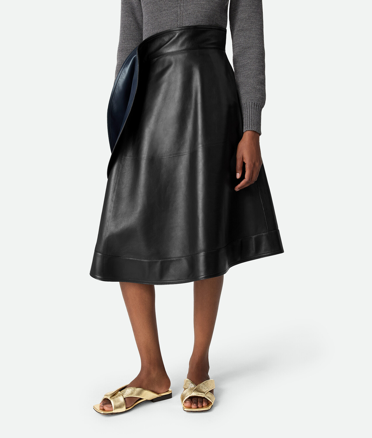 Лоферы riva на плоской подошве BOTTEGA VENETA, медальон — фото 2