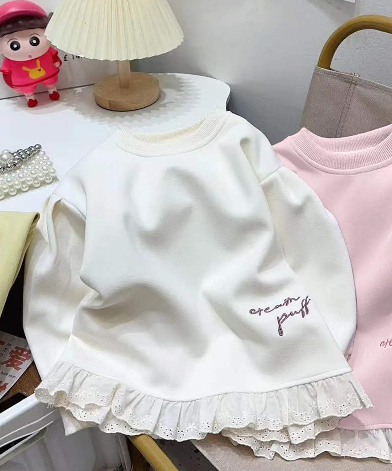 Детский свитшот с длинным рукавомс фриллом aimoha, Off White