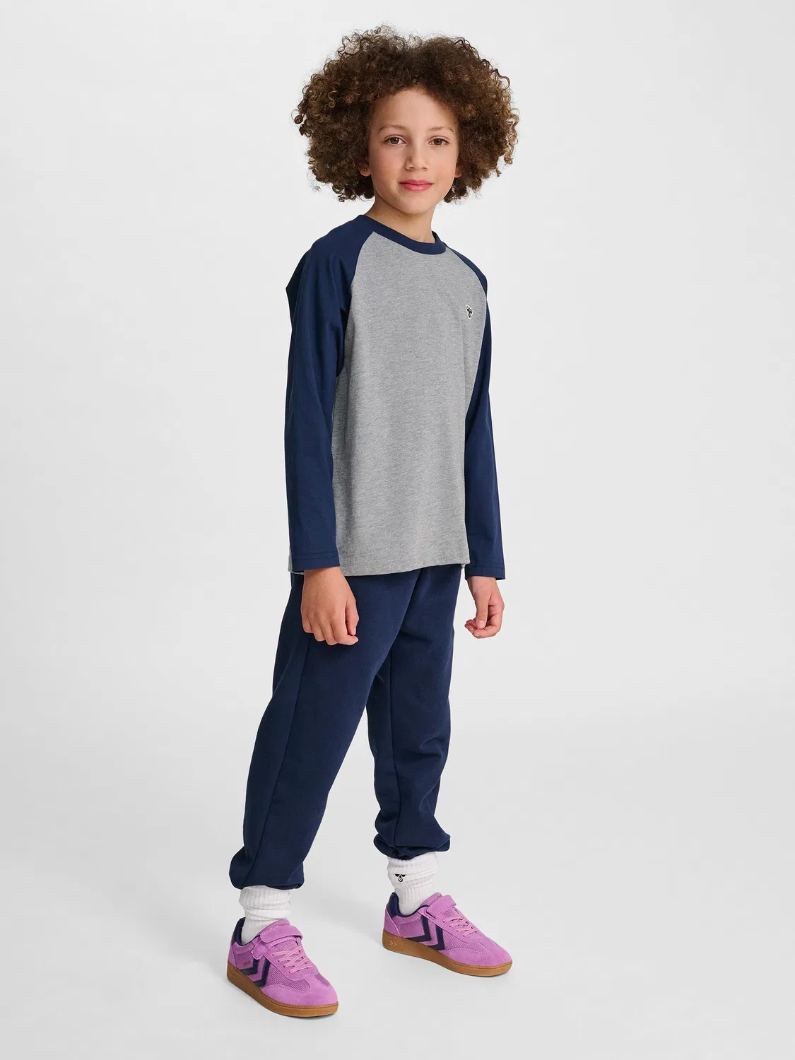Детская футболка с длинным рукавом Hmljr Raglan Hummel, Blau Navyblau Gletscherblau — фото 3