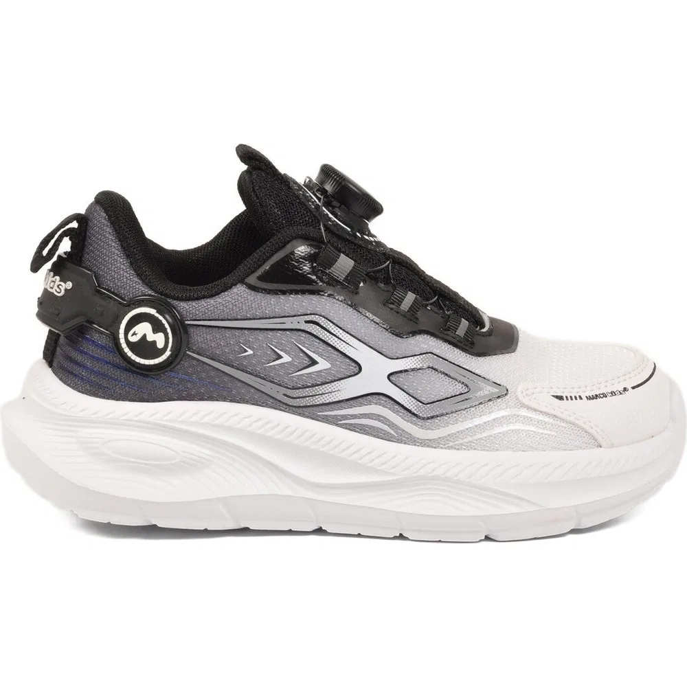 Детские кроссовки для мальчиков с шнуровкой White Black Marco Kids