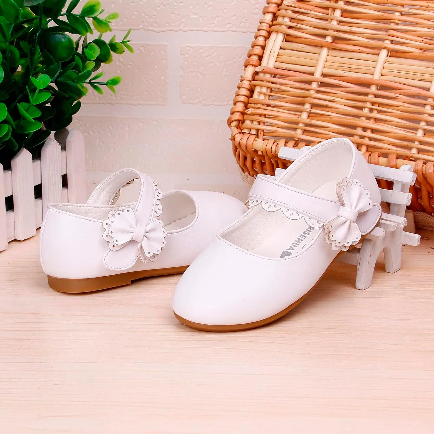 Детские туфли Мэри Джейн для девочек из кожи, White — фото 3