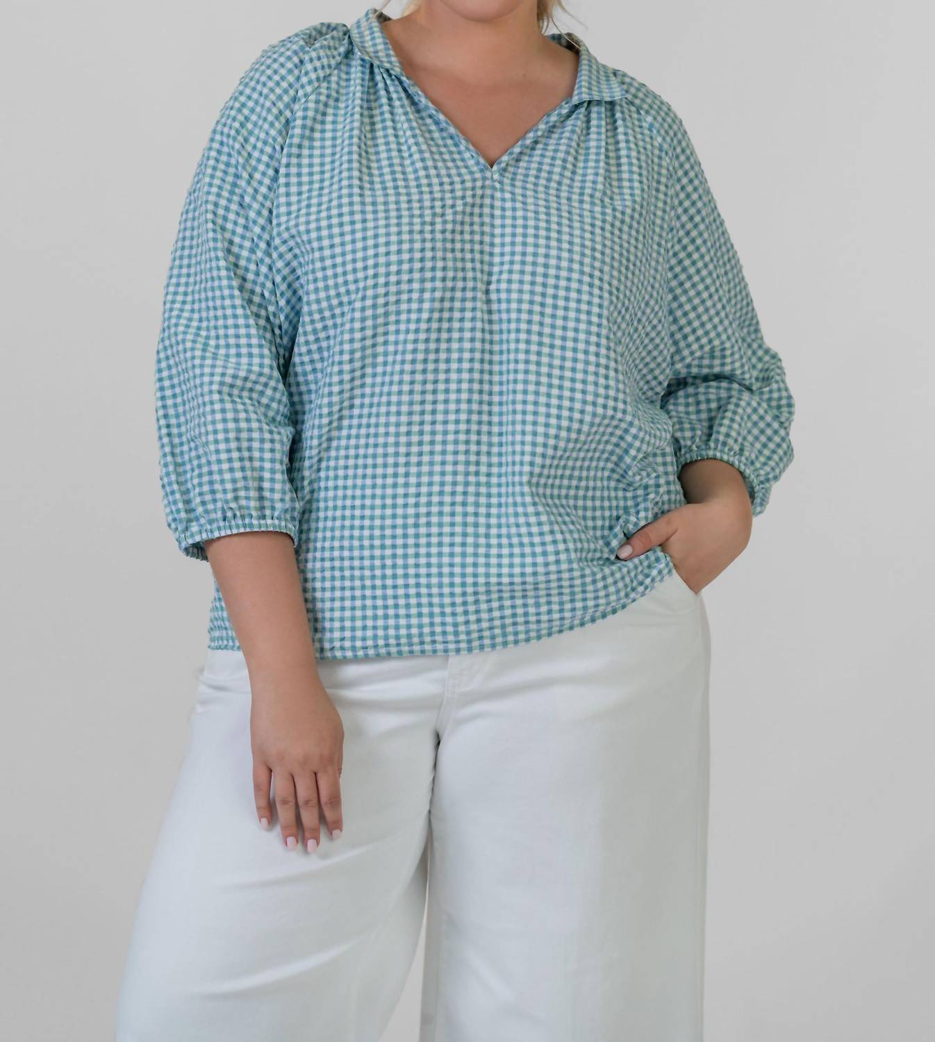 

Синий топ с пышными рукавами-буф из ткани в полоску Finley