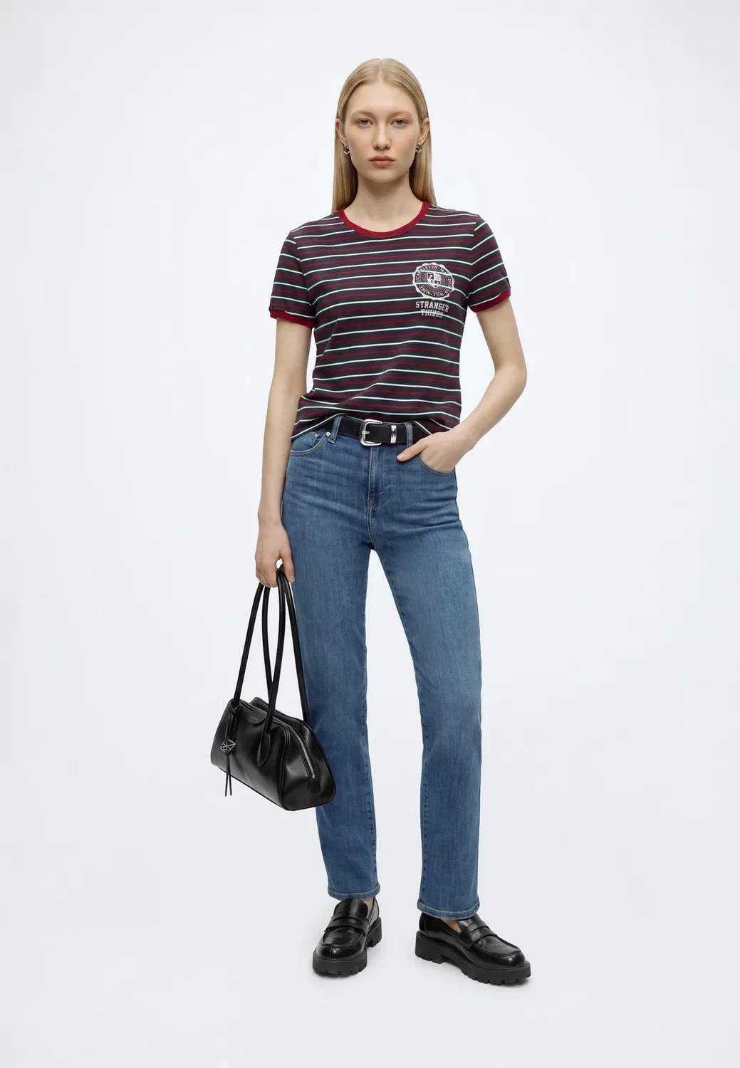 Футболка с принтом «Очень странные дела» Gap, Multi Stripe Red — фото 2