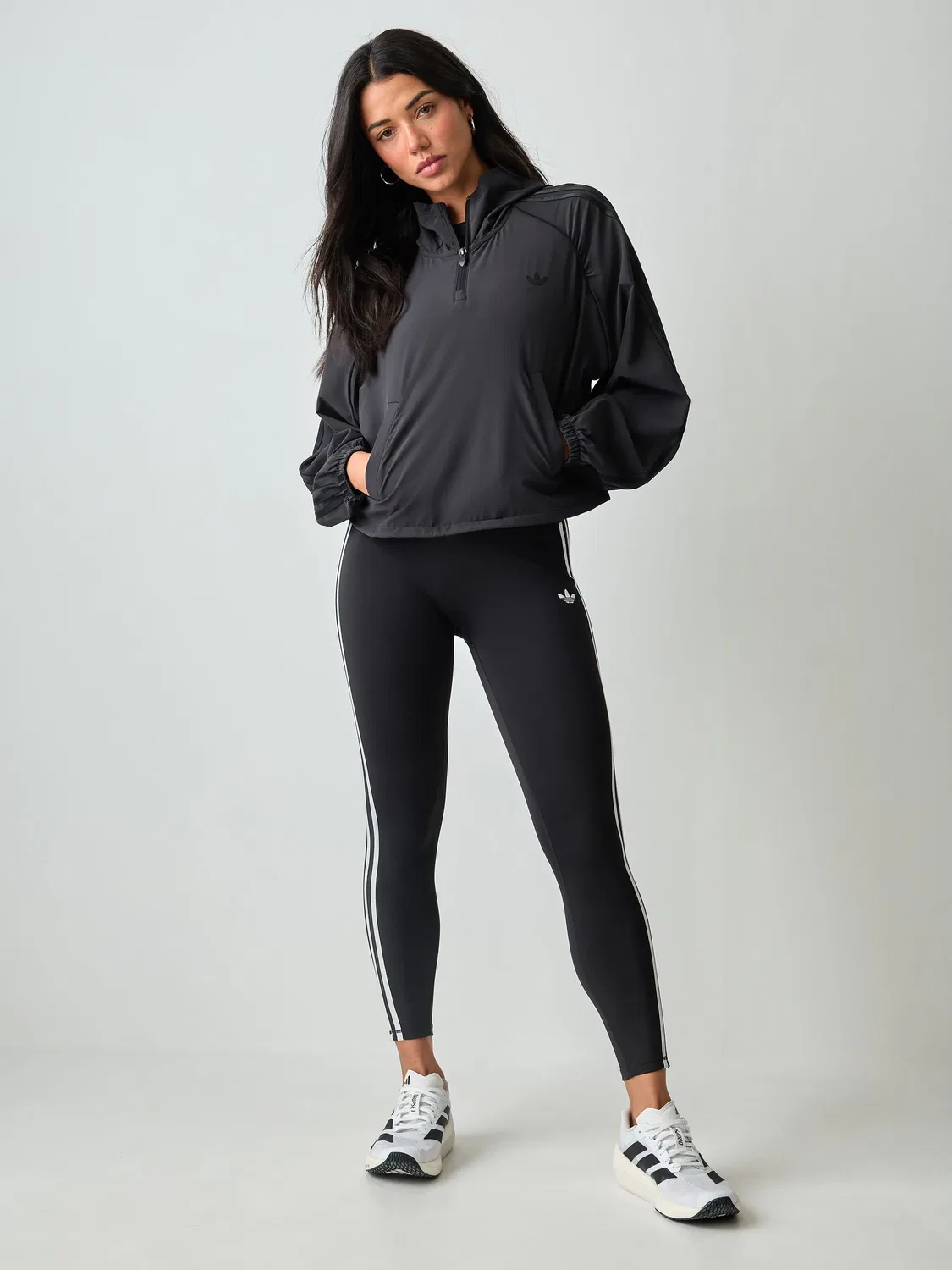 Черная спортивная куртка на молнии adidas Originals — фото 2
