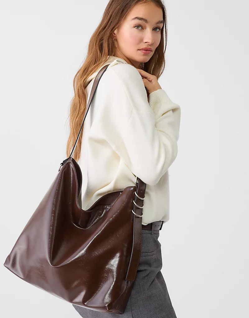 

Сумка-ведро Stradivarius из искусственной кожи коричневого цвета