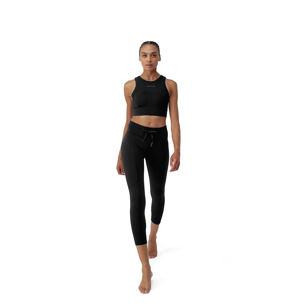 

Спортивный топ Born Living Yoga Esme high support, черный