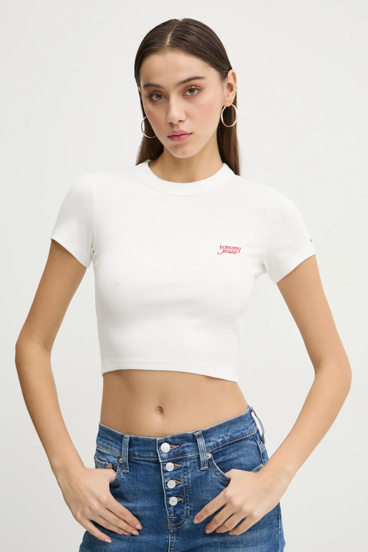 

Футболка Tommy Jeans, белый