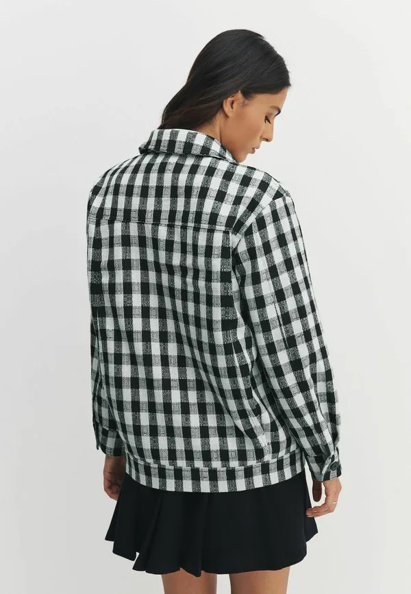 Летняя куртка-рубашка из букле, укороченная по фигуре. Next, Navy White Gingham — фото 3