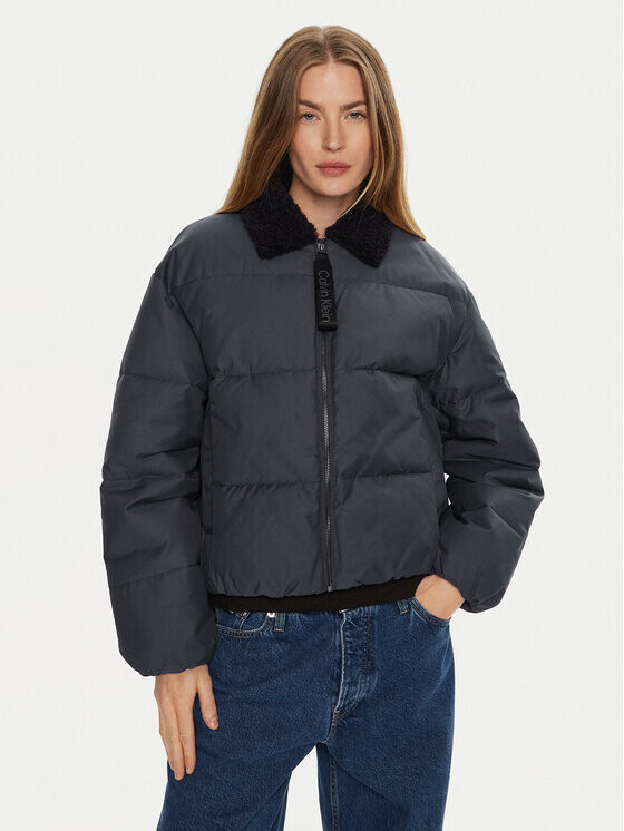 

Пуховик свободного кроя Calvin Klein Jeans, черный