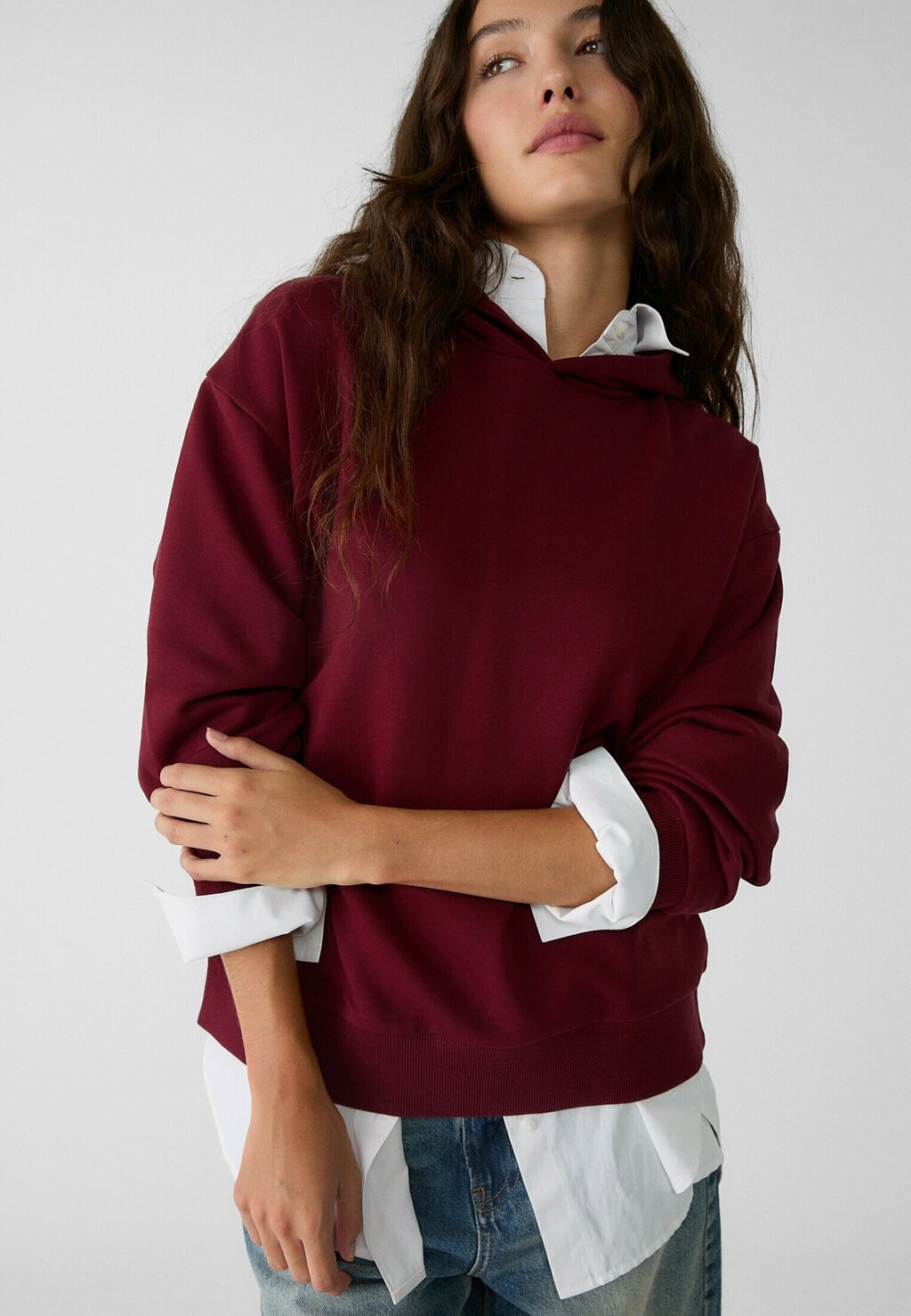 

Толстовка с капюшоном HOODED Stradivarius, Бордо