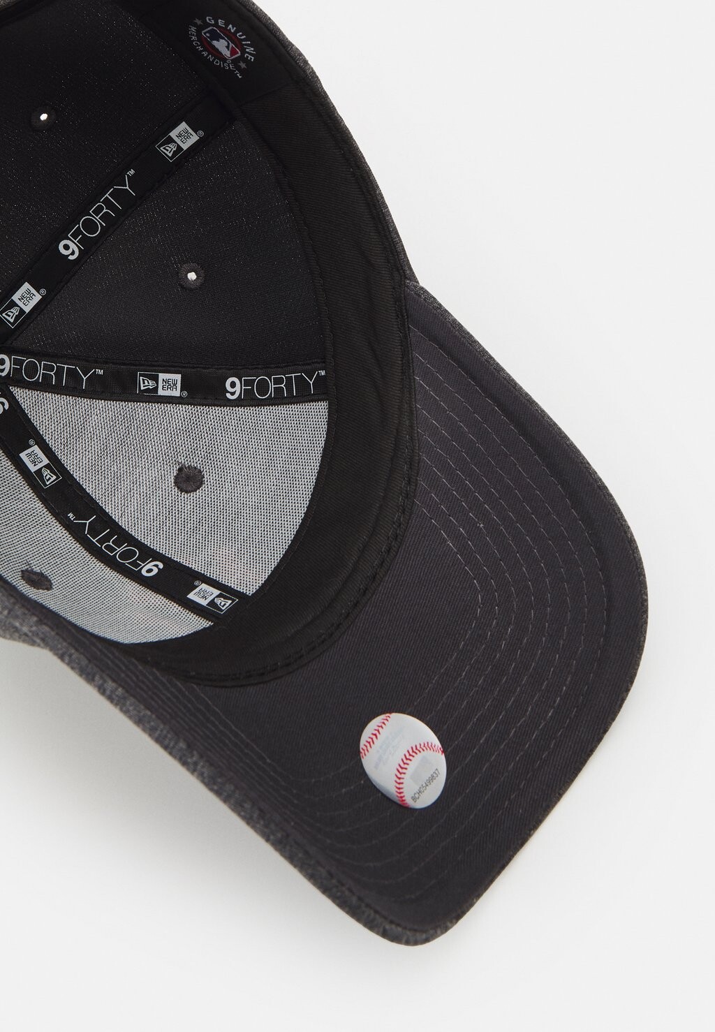 

Кепка Tech 9Forty New Era, серая