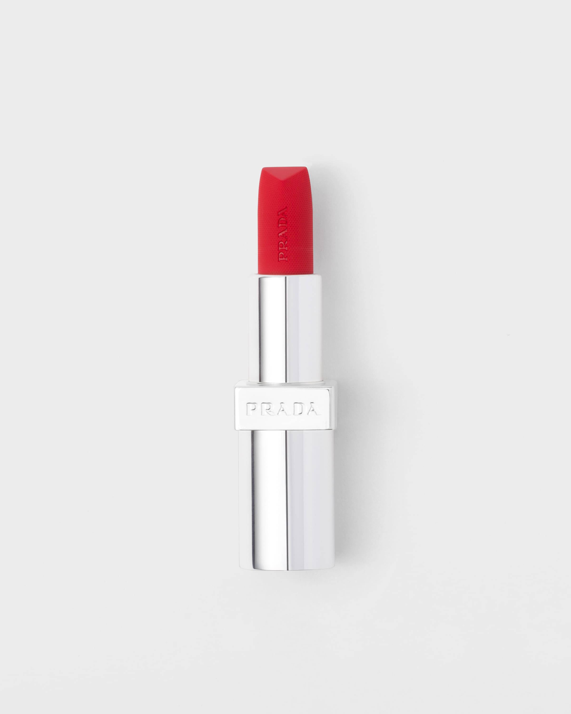

Помада Prada Monochrome Soft Matte - R129 - ЛАККА, красный