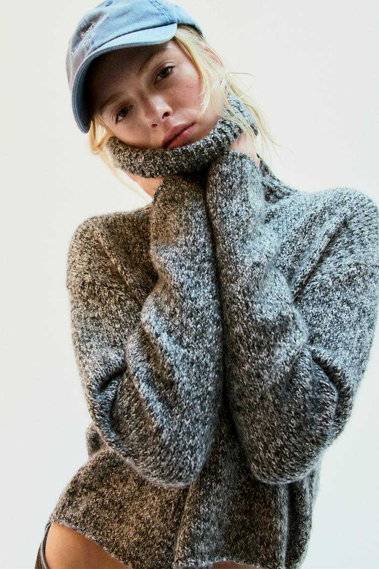 

Джемпер с высоким воротом Pull And Bear, мультиколор