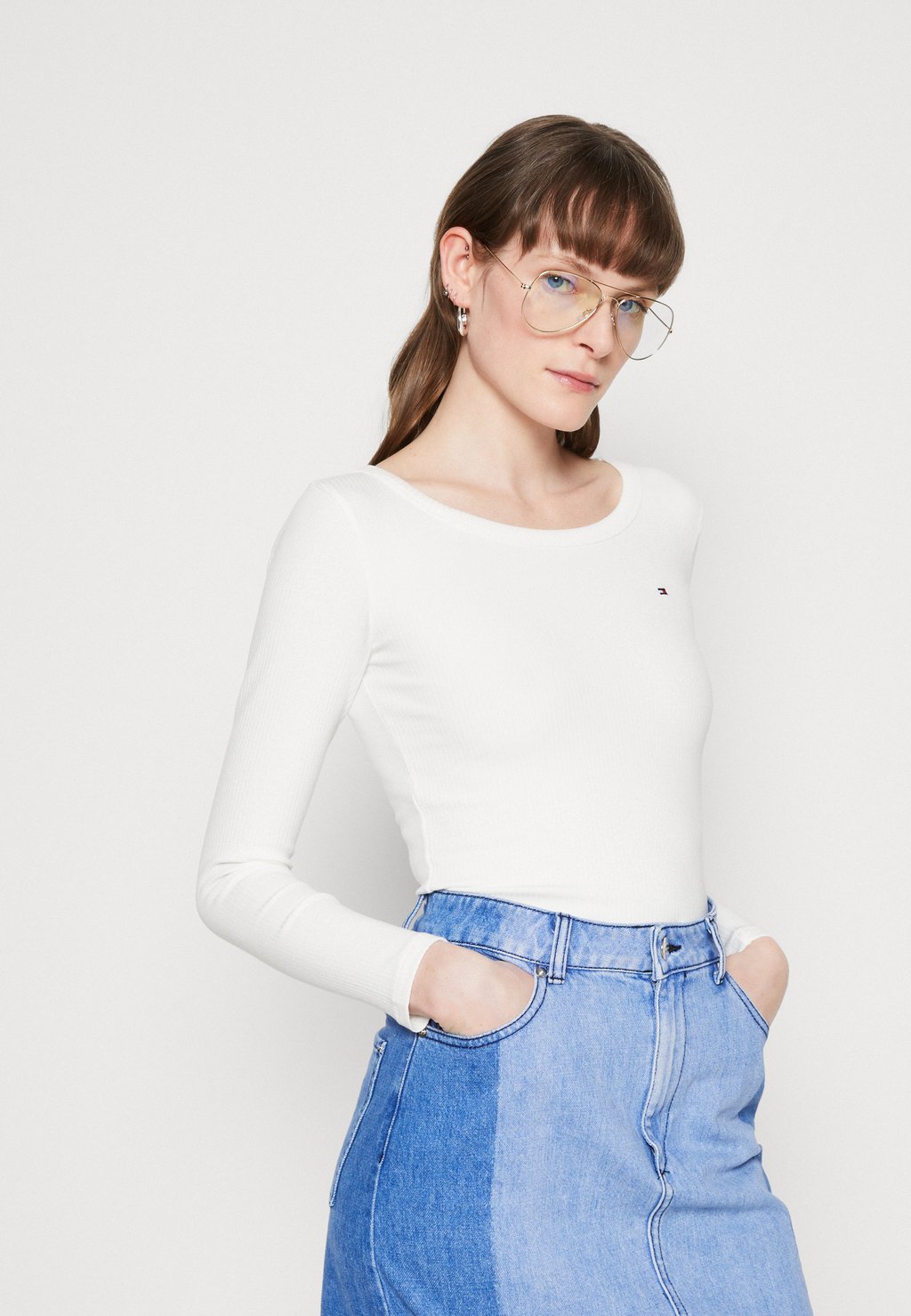 

Топ с длинными рукавами SLIM Tommy Hilfiger, молочный