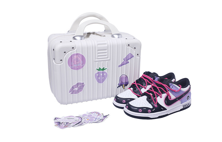 

Кроссовки Nike Dunk Low, фиолетовый/розовый
