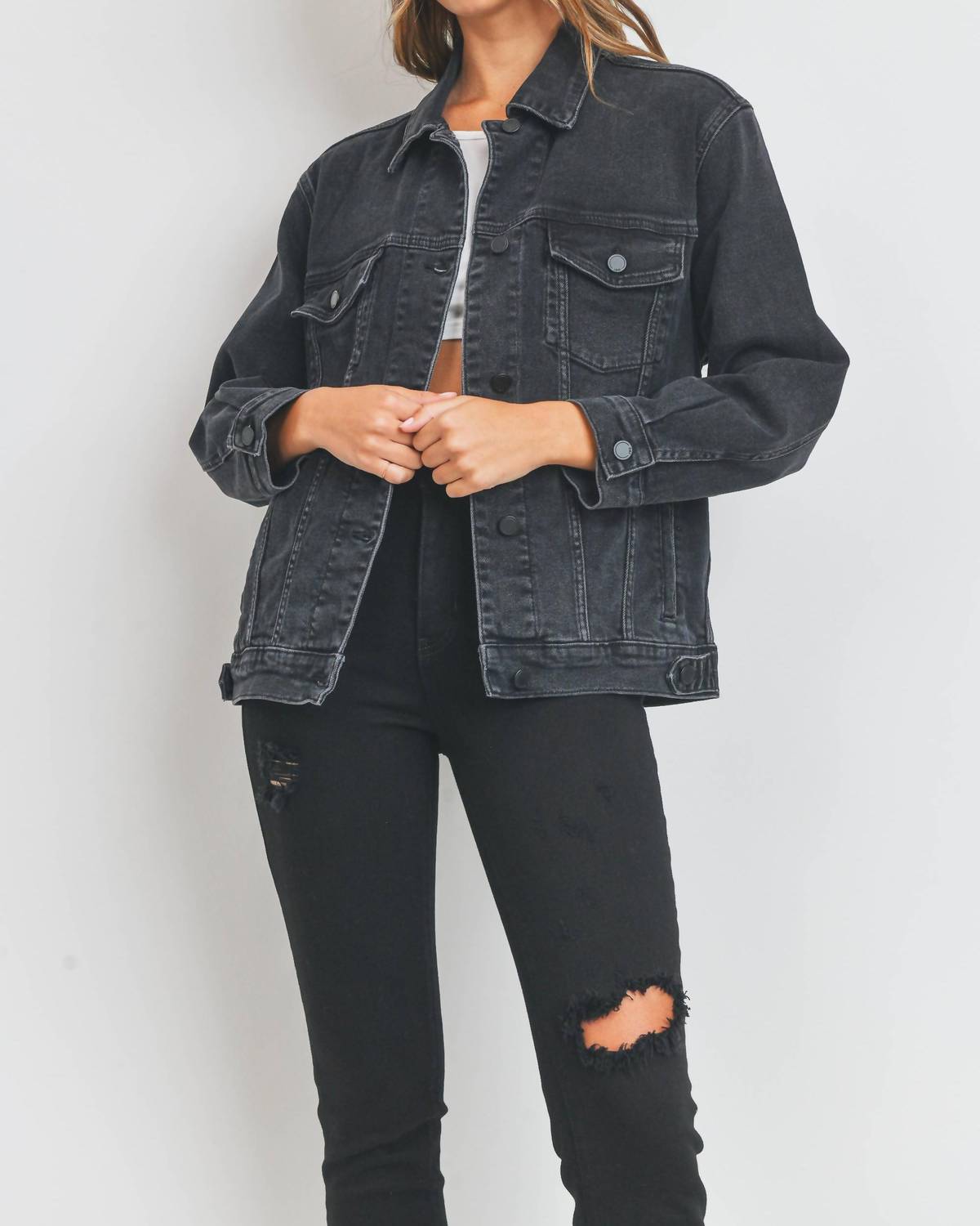 

Джинсовая куртка свободного кроя черного цвета JUST BLACK DENIM