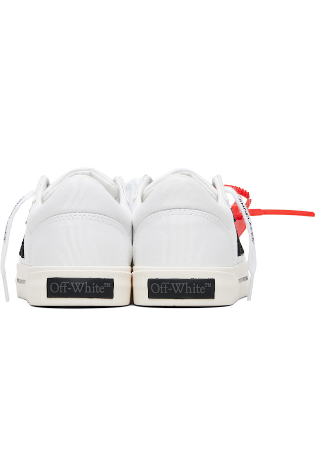 Off-White Низкие кроссовки из вулканизированной стали белого и черного цвета — фото 2
