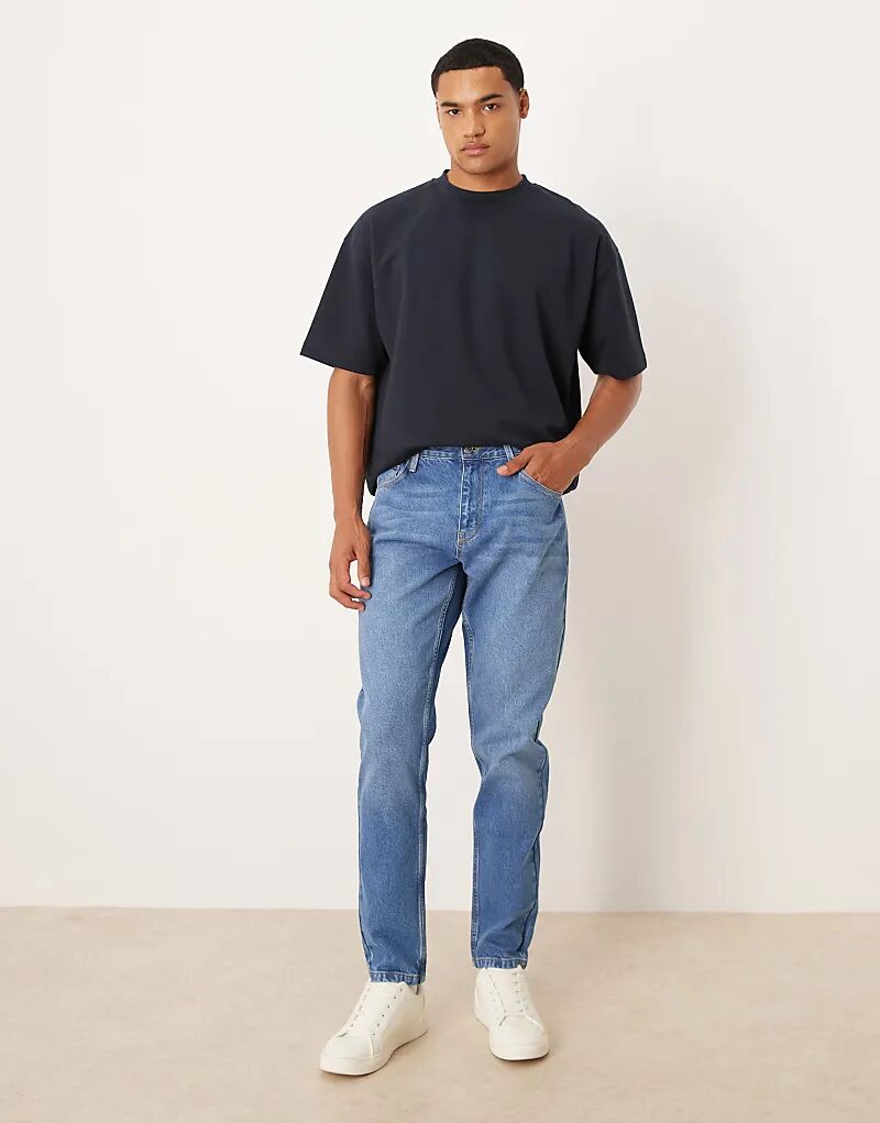 

Зауженные джинсы ASOS DESIGN средней степени стертости