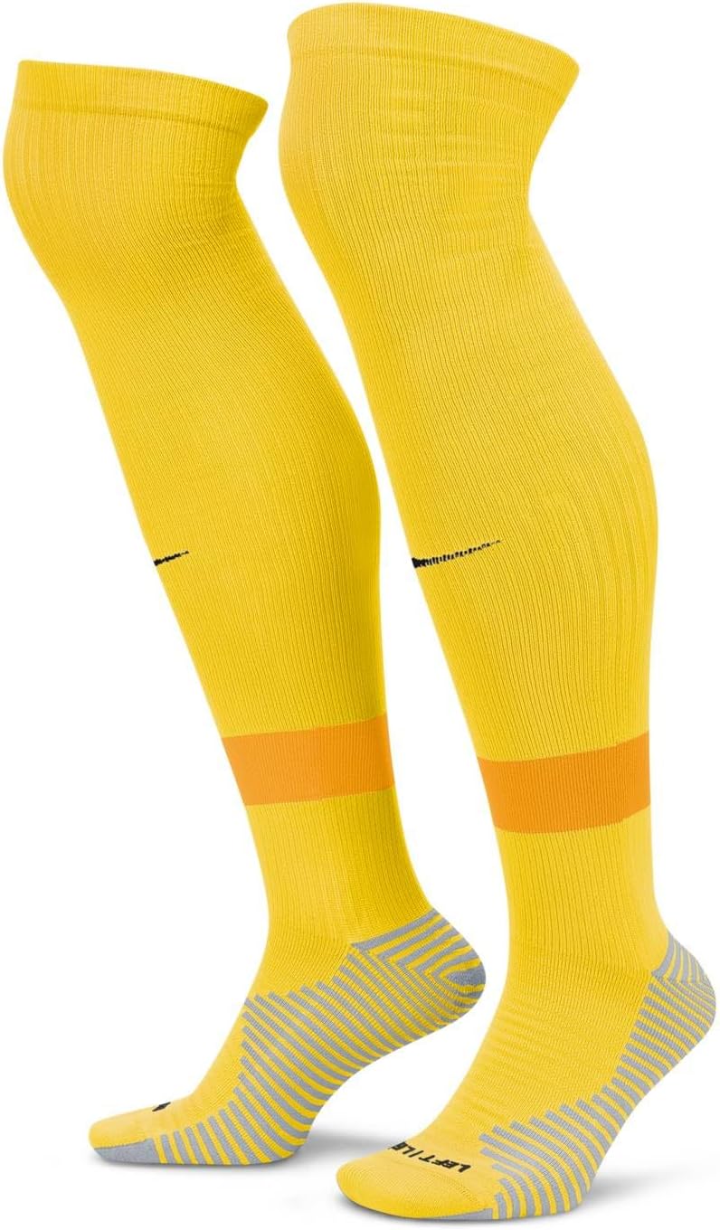 

Nike Boys' Sports, Tour Yellow/University Gold/Black