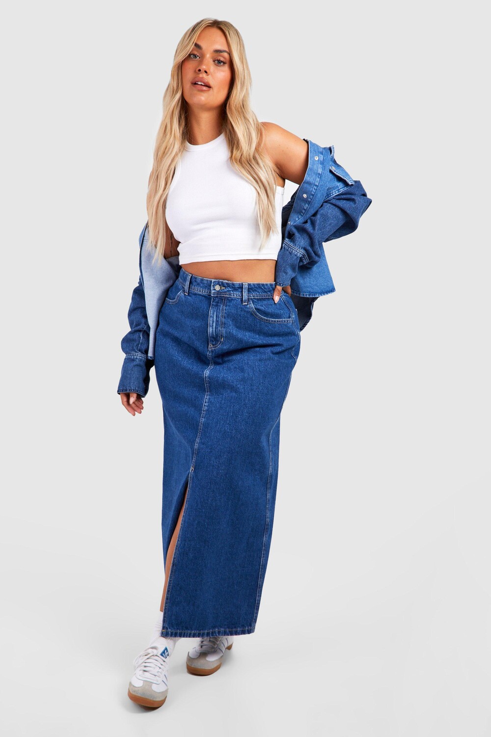 

Юбка макси из средне-синего денима плюс Boohoo, синий