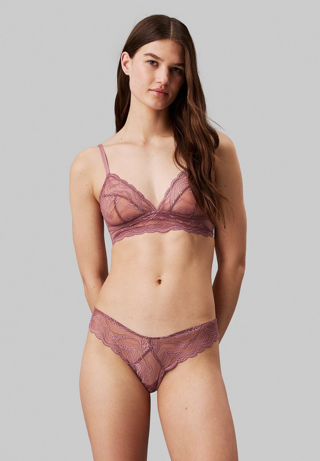 

Стринги INSTINCTCOORDINATE Calvin Klein Underwear, светло-розовый