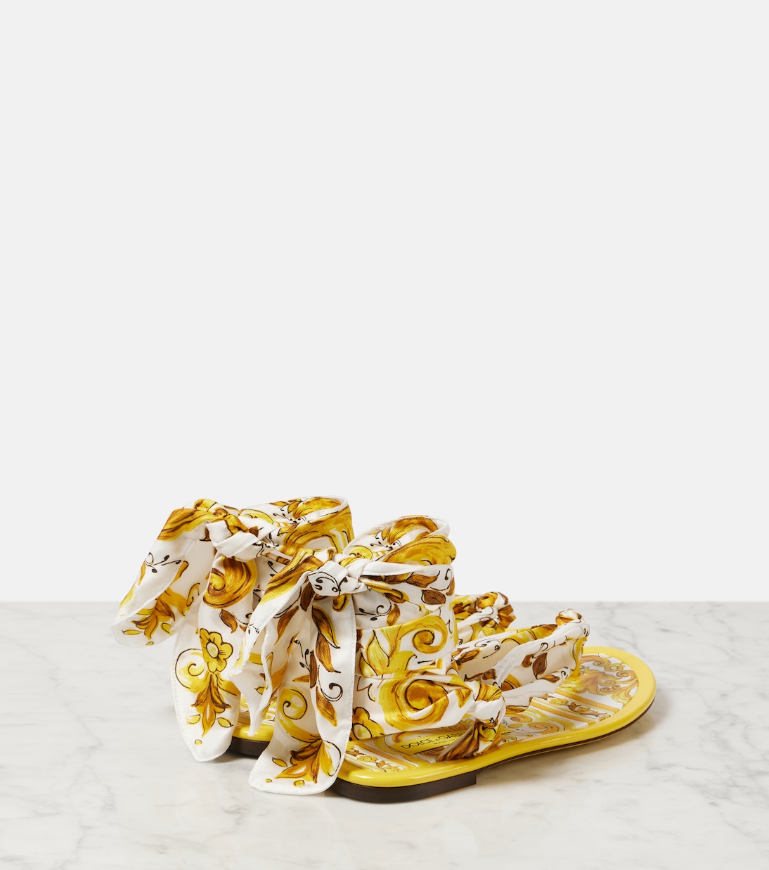 Сандалии из принтованного шелкового твила Dolce&Gabbana, Azulejos Giallo — фото 3