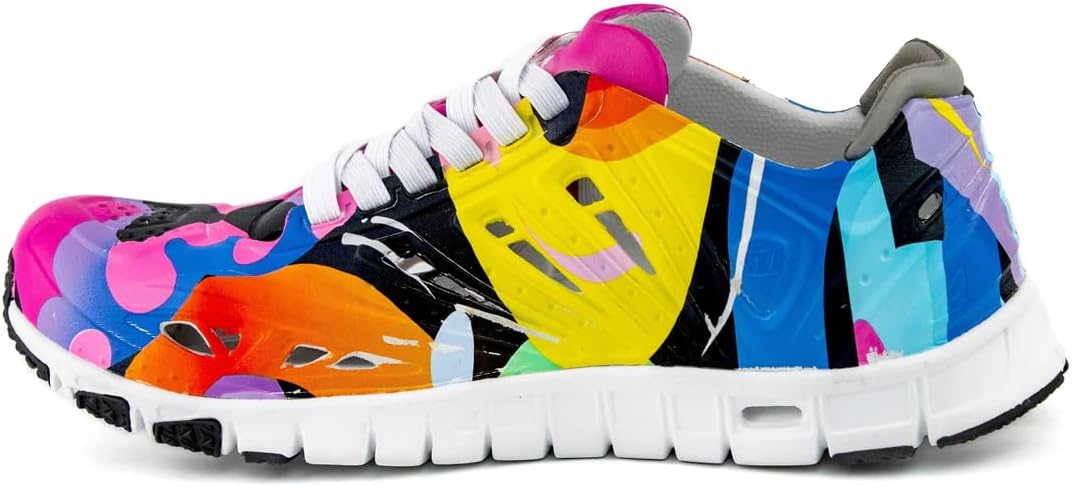 

Кроссовки Crosskix Unisex NYC Graffiti Water Shoes- модель в стиле стрит-арт, разработанная известными нью-йоркскими художниками граффити, Jason Naylor - Apx