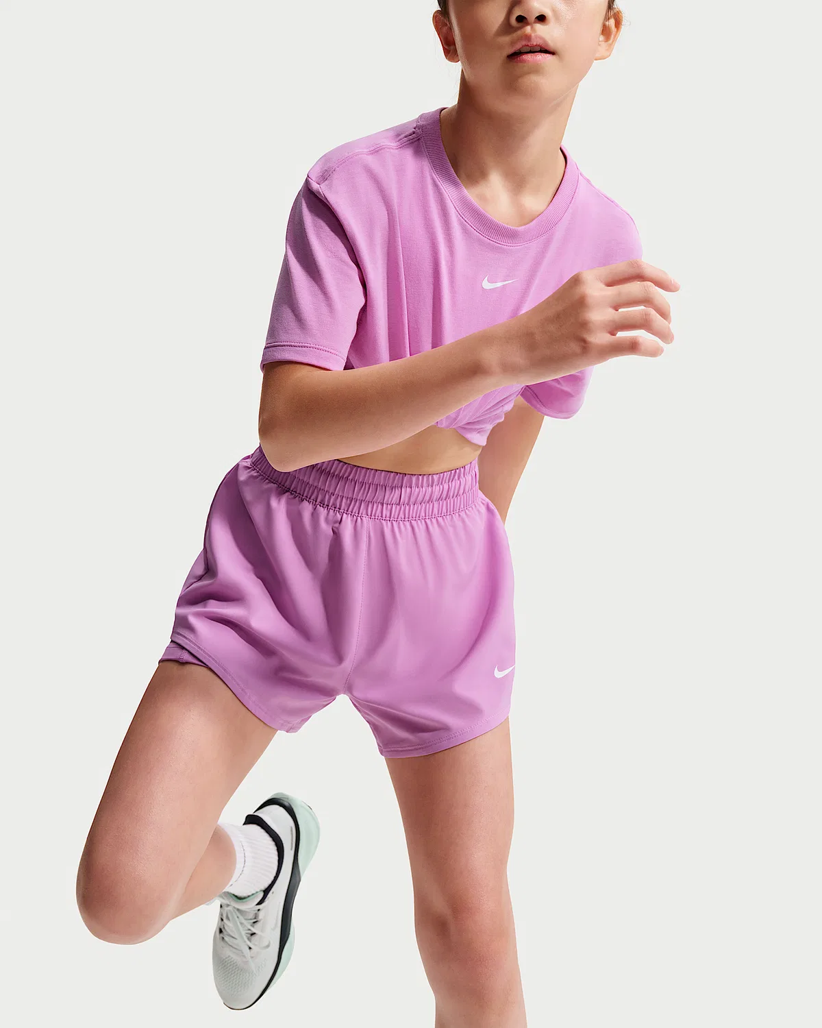 Девчачьи шорты Nike One Dri-FIT 3" 2-in-1, Light Magenta/White — фото 4