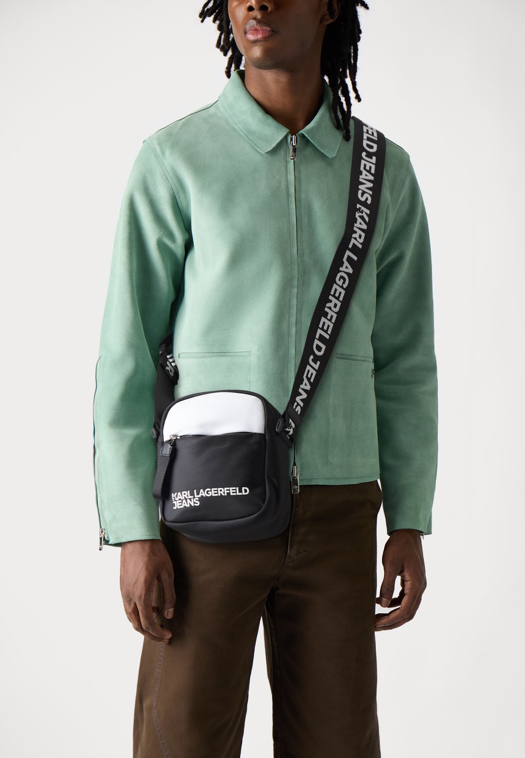 

Сумка через плечо ESSENTIAL - Across body bag Karl Lagerfeld Jeans, белый