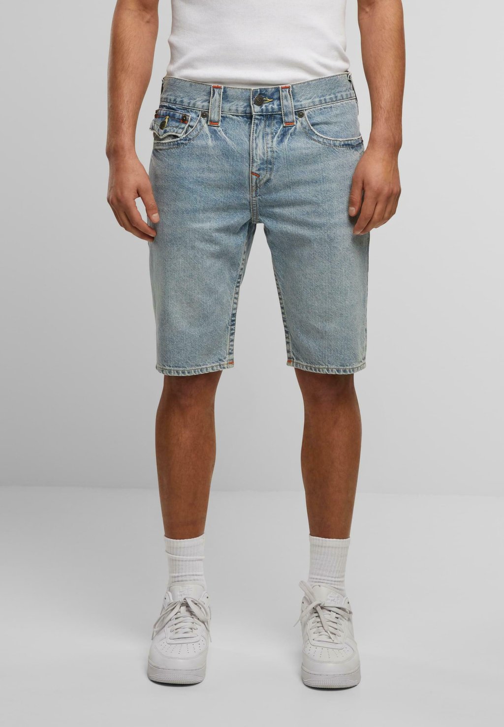 

Джинсовые шорты RICKY FLAP LIGHT FRAY HEM True Religion, светло-голубой