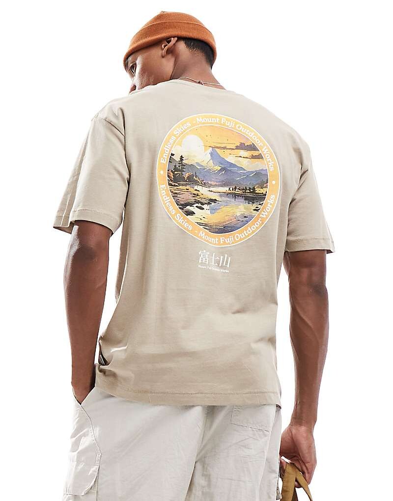 

ONLY & SONS — футболка оверсайз бежевого цвета с принтом Mount-Fuji-Print